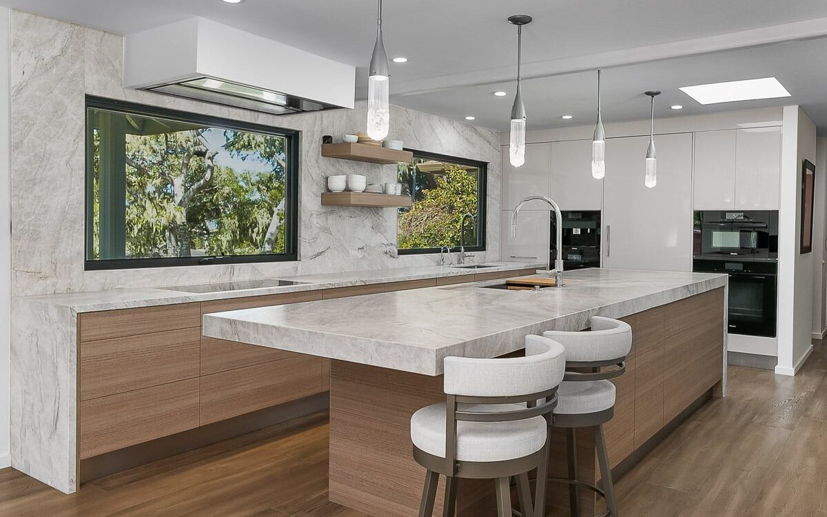 Modern Elegance: Pebble Beach-Inspired Kitchen Design